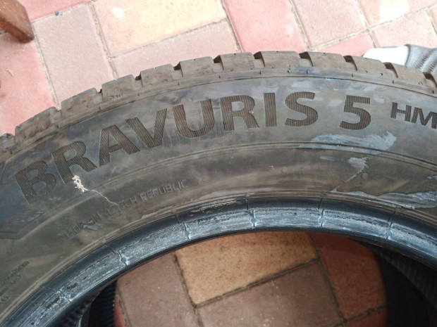 Barum Bravuris 5 175/65 R15 autógumi