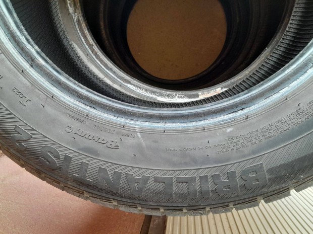 Barum Brillantis 2 195/65 R15 91T nyári gumi komplett 4db 2014-es