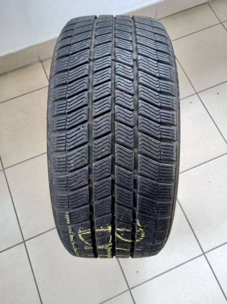 Barum Polaris 3 225/40 R18 Tligumi szett