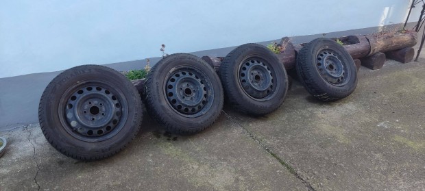 Barum Polaris 5 195 65 r15 + 4 felni