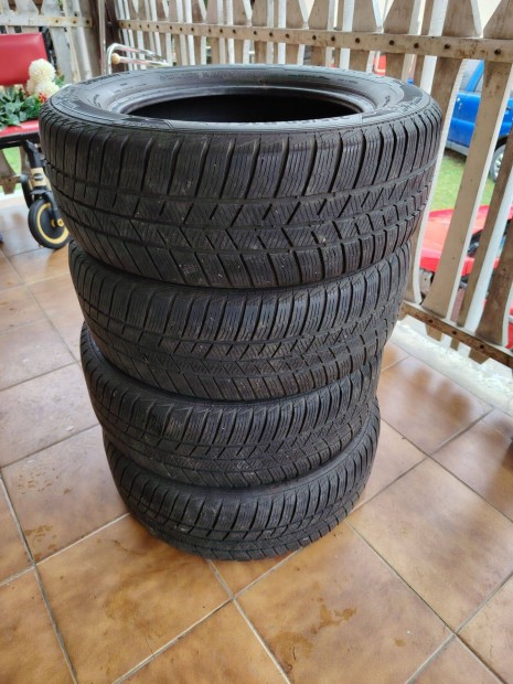 Barum Polaris 5 215/60 R16 H XL tli gumi