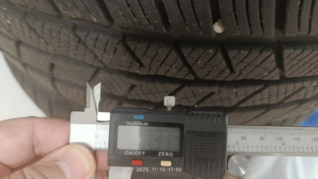 Barum Polaris 5.XL. 235/ 50 R19. 103 V. 4db. 