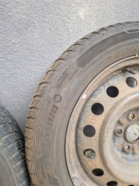 Barum Polaris tligumi Toyota Avensis aclfelnin