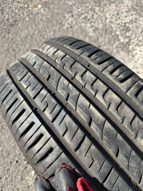 Barum nyárigumi 215/50R17 1db