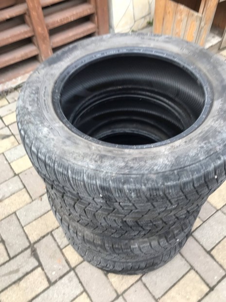 Barum polaris 185/65 R15 tligumi szett