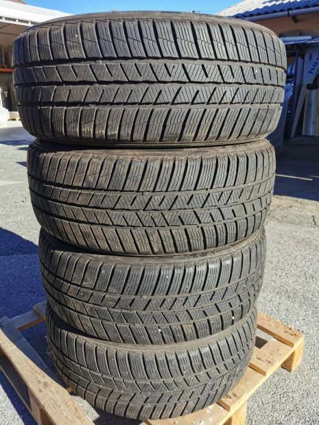Barum tli gumi szett 215/50/R18