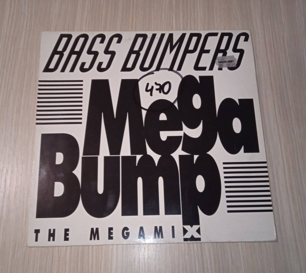 Bass Bumpers - Mega Bump (The Megamix)(Vinyl,1993)