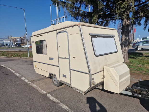 Bastei 351 (�vegtigris) lak�kocsi �rv�nyes m�szaki, el�s�tor