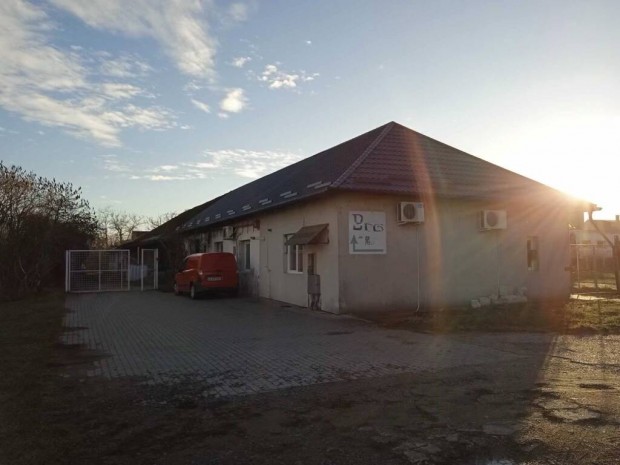 B�tasz�k ipari ingatlan