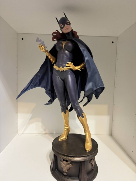 Batgirl Sideshow premium format szobor