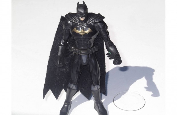 Batman figura - fekete szn, palsttal - mozog keze, lba