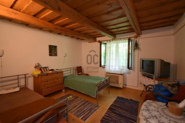 Batyki elad� 85 nm-es h�z