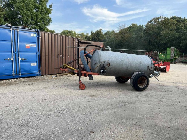 Bauer 2800l szippantó-horganyzott