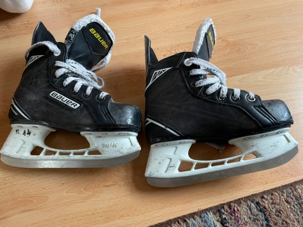 Bauer Supreme S140 31-es hoki korcsolya elad