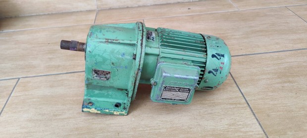Bauer hajtóműves villanymotor hajtómű kúpos fahasító hasító!