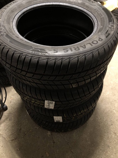 Baum Polaris 5 215/60 R16 99H XL téli gumi (új) 4db