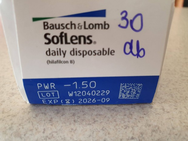 Bausch&Lomb lencse