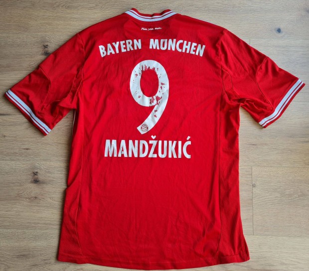 Bayern Mnchen adidas Mario Mandzukic 9# 2013/2014 frfi focimez L