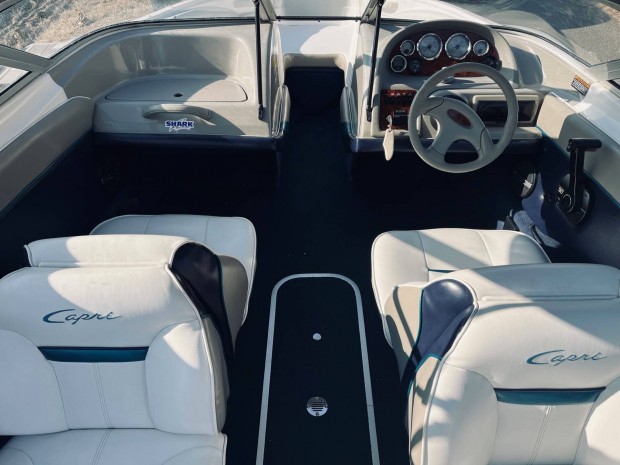 Bayliner Capri