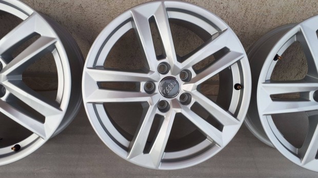 Bbb Gyári,Audi A4 B9 17" alufelni