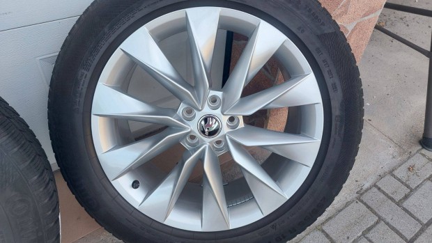 Bbb Gyári , Skoda Elroq-Enyaq IV. 19 alufelni ,téli gumi 5x112