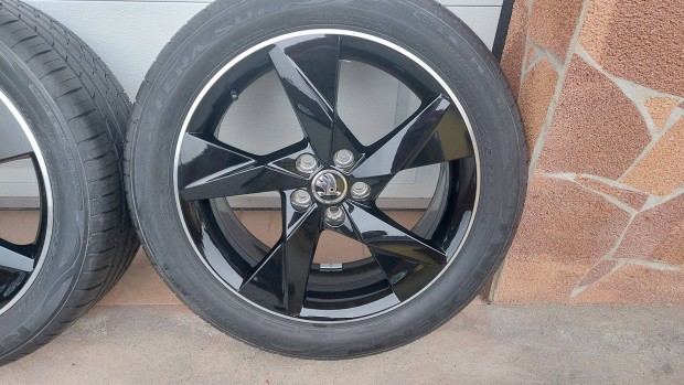 Bbb Gyári,új,Skoda Scala/volans / 17alufelni 5x100 új nyári gumik