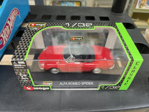 Bburago Alfa Romeo Spider piros 1/32 j