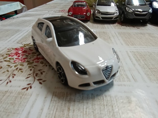 Bburago Alfa Romeo 