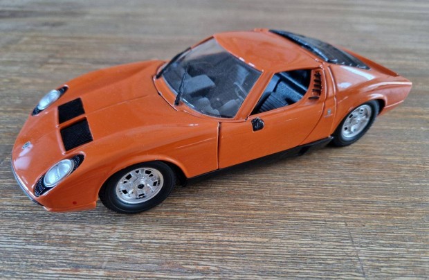 Bburago Burago Lamborghini Miura 1:18 1/18