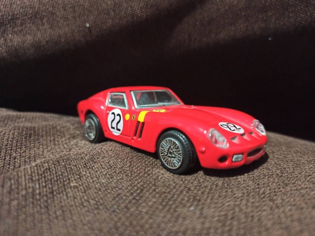 Bburago Ferrari 250 GTO (1:43)