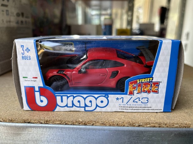 Bburago Porsche 911 GT2 RS 1/43 j