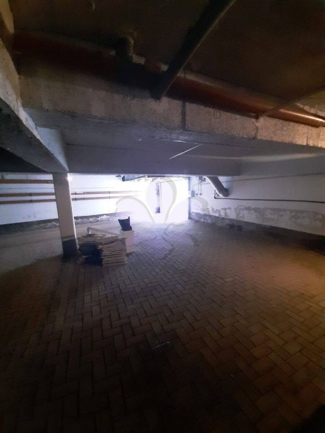 Be�ll� kiad� m�lygar�zsban a T�m�r utc�n