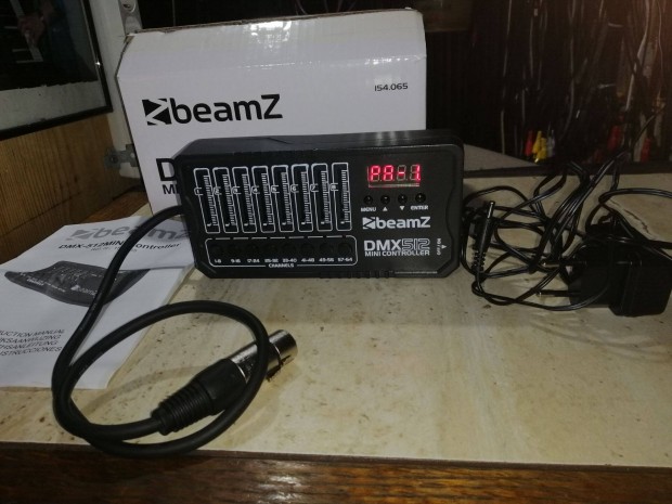 Beamz DMX-512ACCU, 64 csatorns DMX vezrl