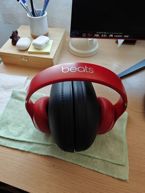 Beats Studio 3 fejhallgat elad!