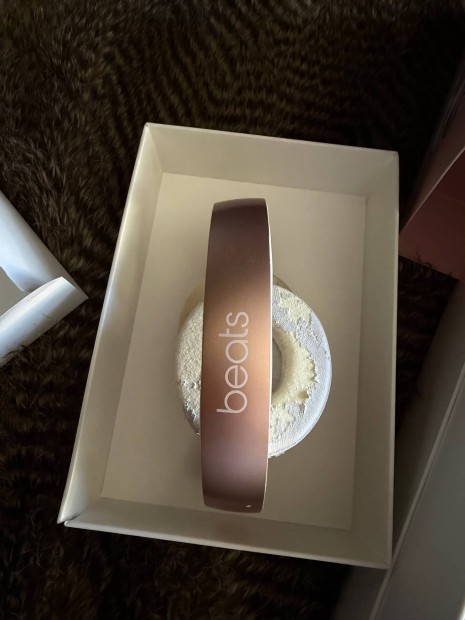 Beats solo2 wireless limited