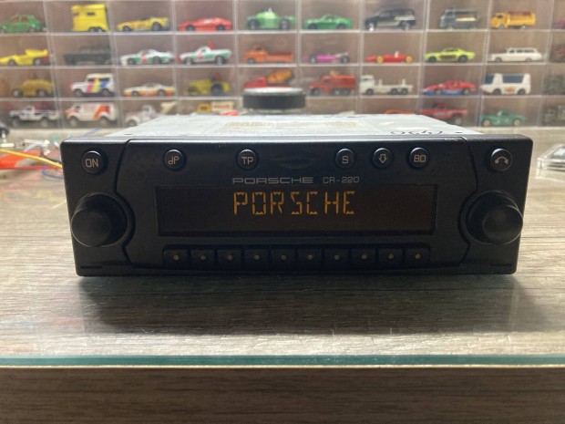 Becker Porsche fejegysg auto radio magno