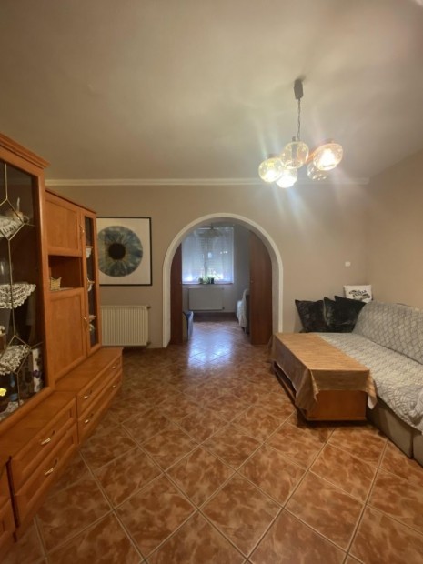 Becsehelyi 460 nm-es ház eladó
