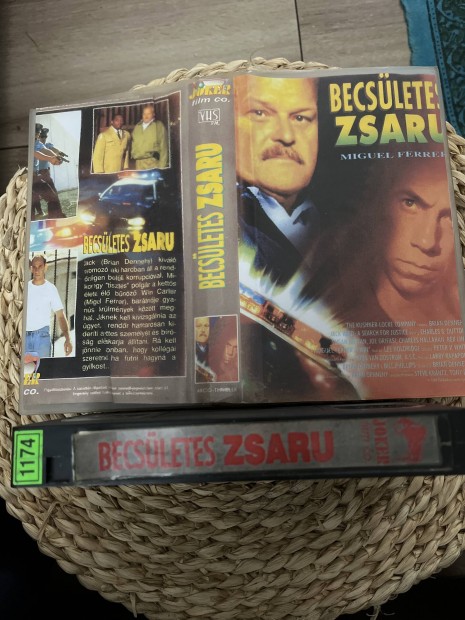 Becsletes zsaru vhs m