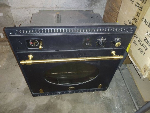 Beépíthető légkeveréses elektromos sütő Retro Teka RT800