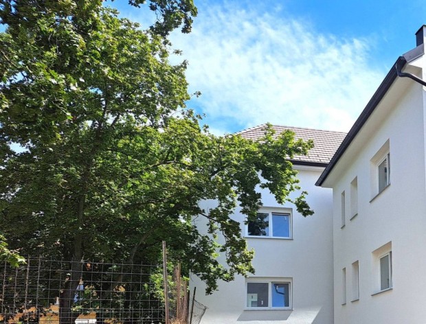 Befektet�si �s v�llalkoz�si lehet�s�g Sopronban, a belv�rosban!