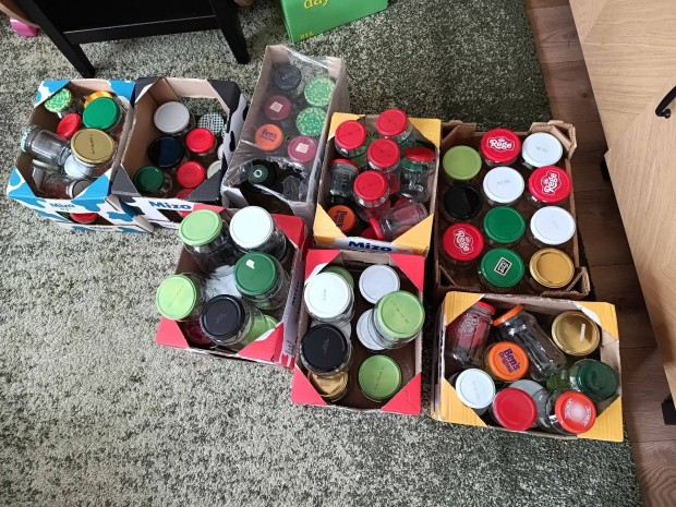Befőttes üveg vegyes kb 100 darab. Dél-Buda és környékére kiszállítás!