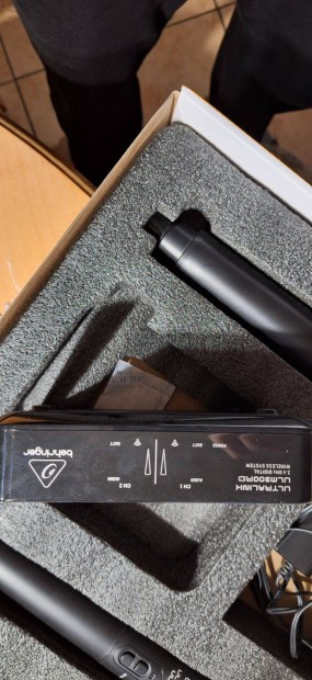 Behringer ULM302MIC