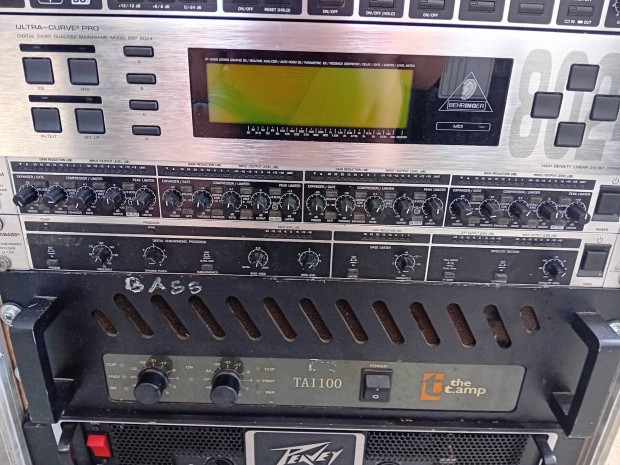 Behringer Ultra curve 8024 dsp equalizer EQ