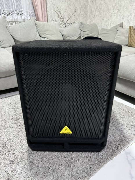 Behringer Vq1500D 15" aktv Sub 