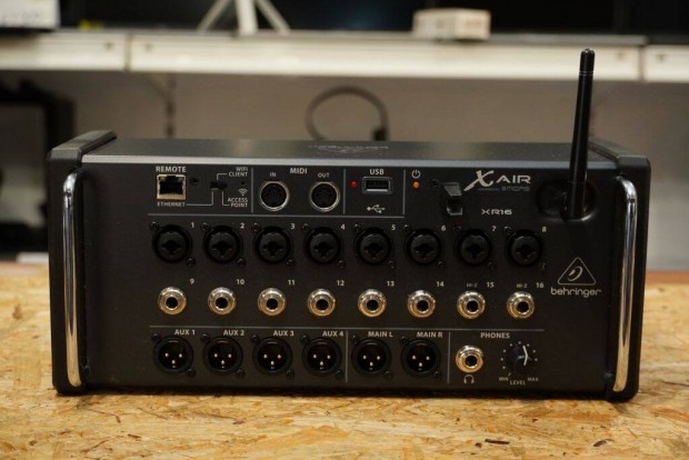 Behringer X Air XR16 Digitlis Keverpult