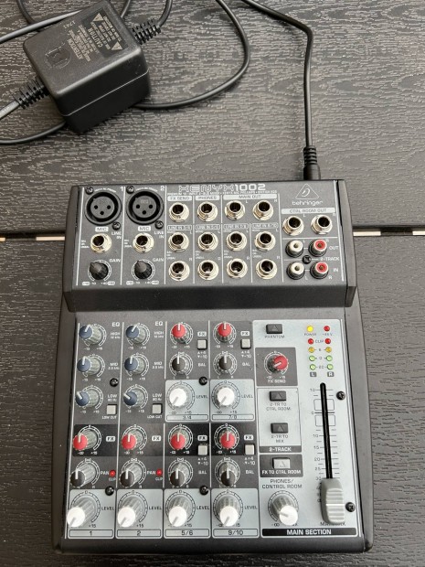 Behringer Xenyx 1002 kever