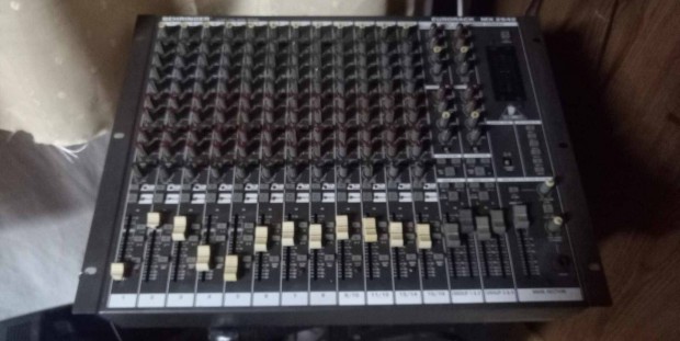 Behringer mx2642 keverpult