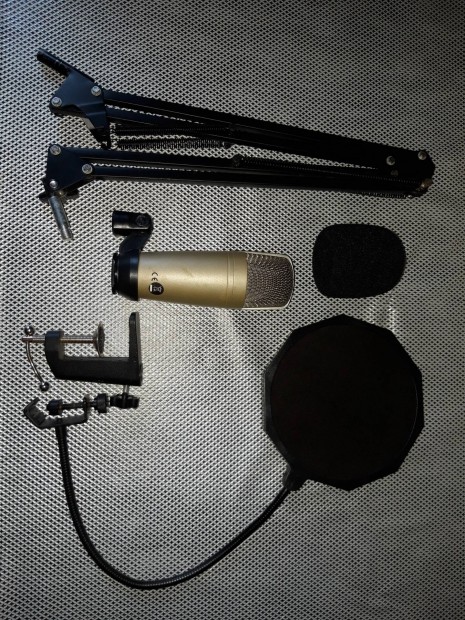 Behringer studi mikrofon tartozkokkal