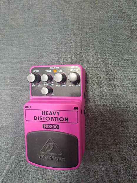 Behringer torzt pedl