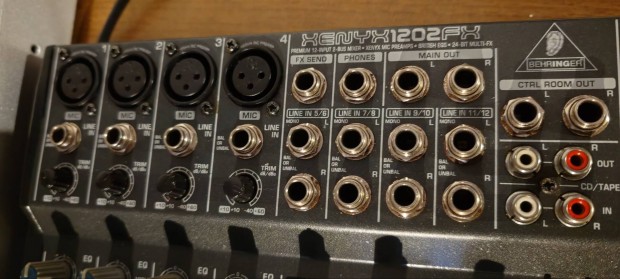 Behringer xenyx 1202 SFX GLS el